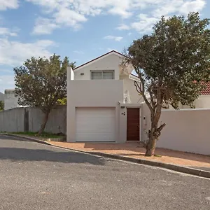 20 Belladonna Avenue Vredehoek South Africa